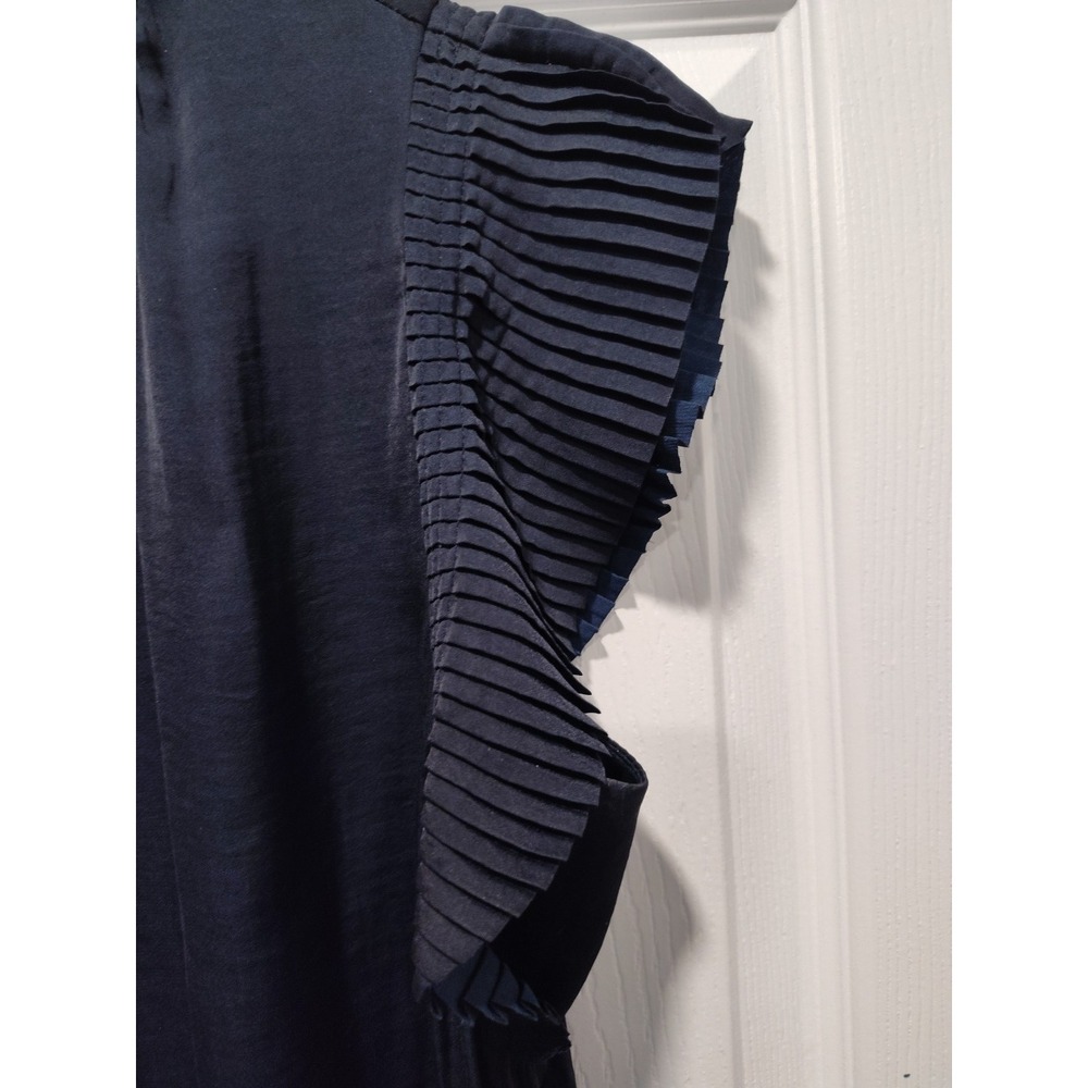 Banana Republic Women's Flutter Sleeve Blouse Ruffles Navy Blue V-Neck tie Small - Picture 5 of 7